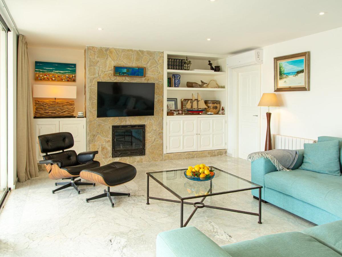 Villa Es Turo, Luxury Beachfront In Colonia San Jordi